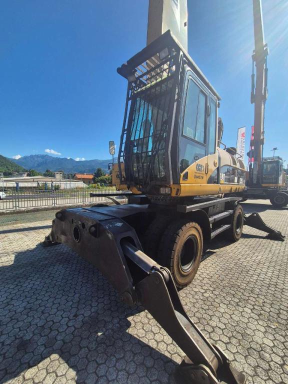 Caterpillar M325D Photo 2