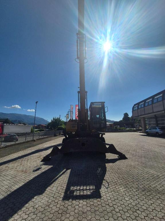 Caterpillar M325D Photo 3