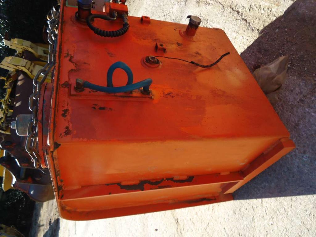Oil tank for Fiat Hitachi EX 215 Photo 4