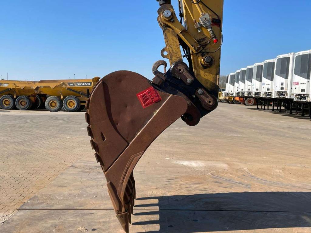 Caterpillar 329ELN Photo 10