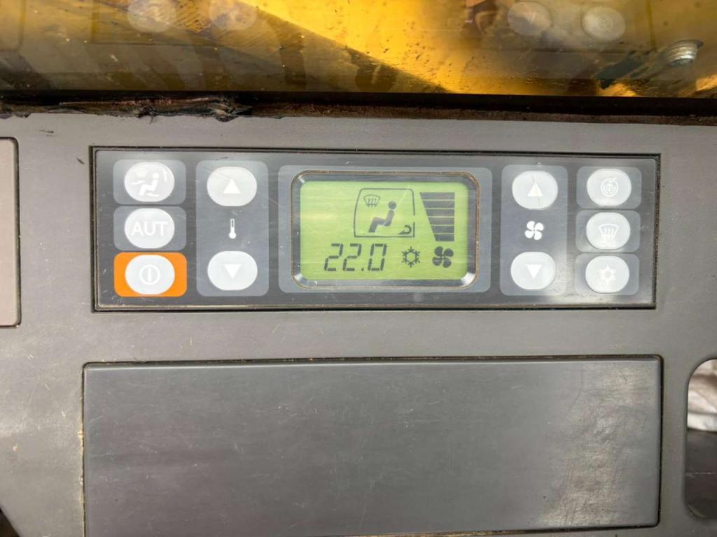 Caterpillar 329ELN Photo 28