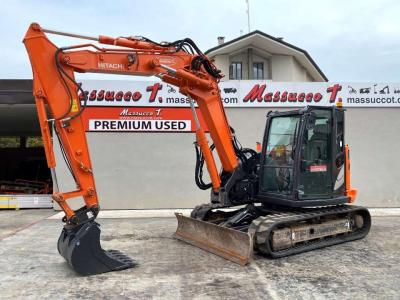 Hitachi ZX85USB-5A sold by Massucco T. Srl