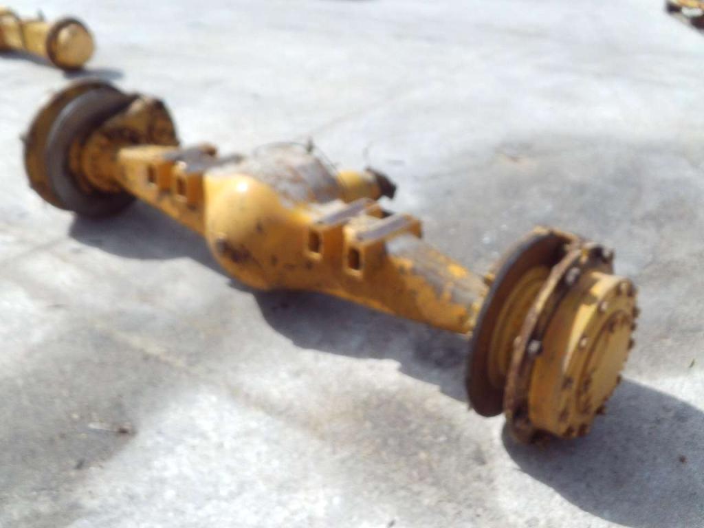 Front axle for Caterpillar 920 Photo 1
