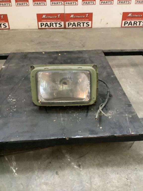 Headlight for Iveco 260/330 F 35 Photo 1