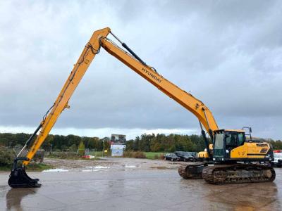 Hyundai HX300LR - 18m Long Reach / Auto Greasing sold by Boss Machinery