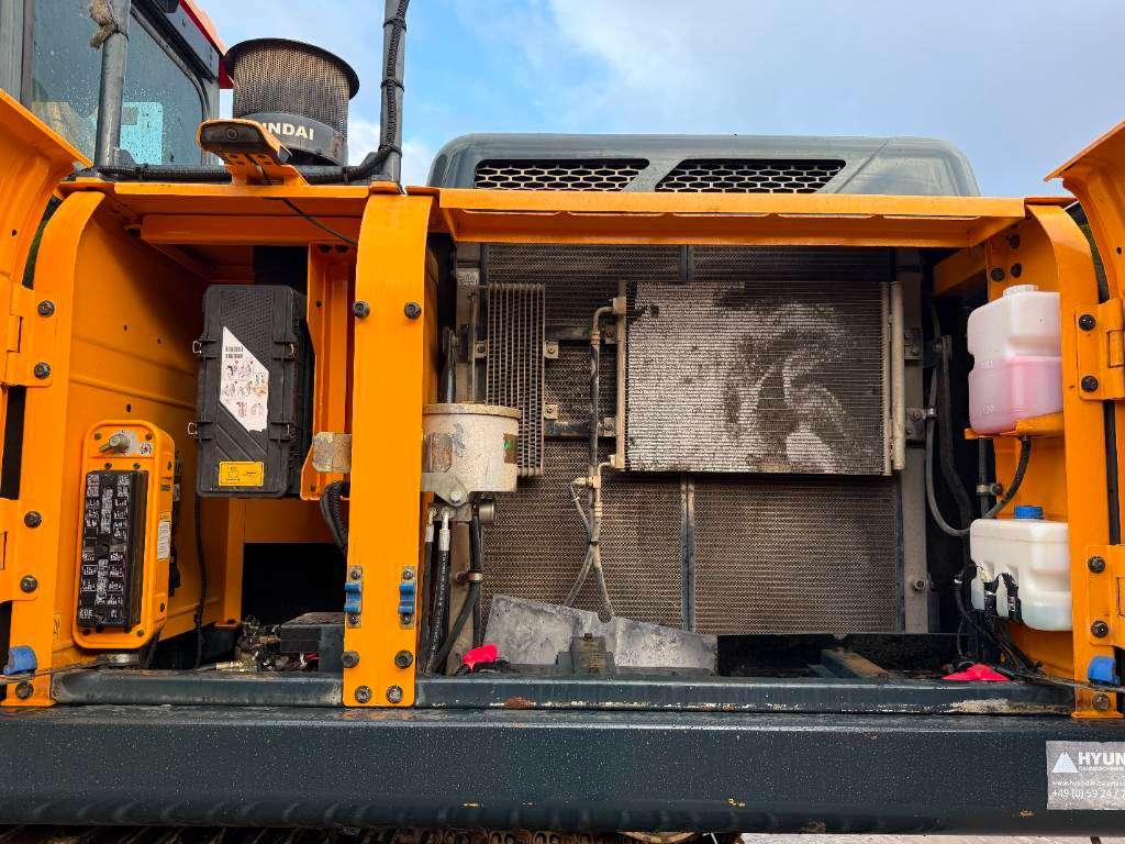 Hyundai HX300LR - 18m Long Reach / Auto Greasing Photo 22