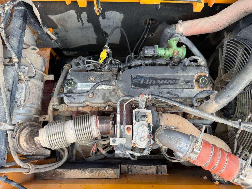 Hyundai HX300LR - 18m Long Reach / Auto Greasing Photo 26