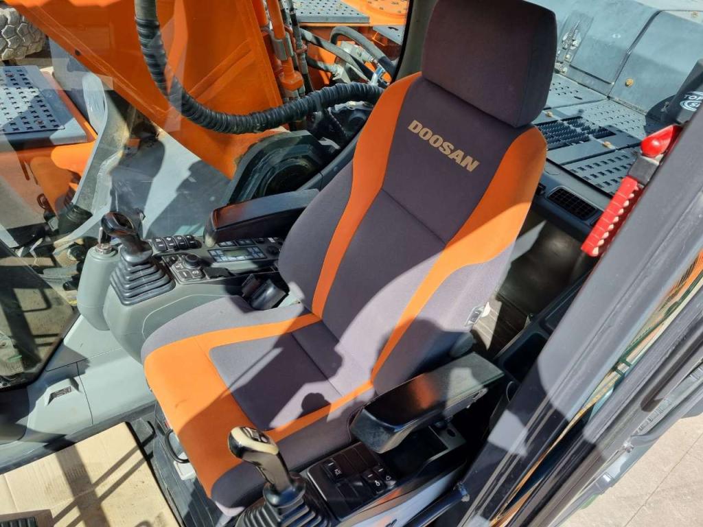 Doosan DX340LC-5 Photo 5