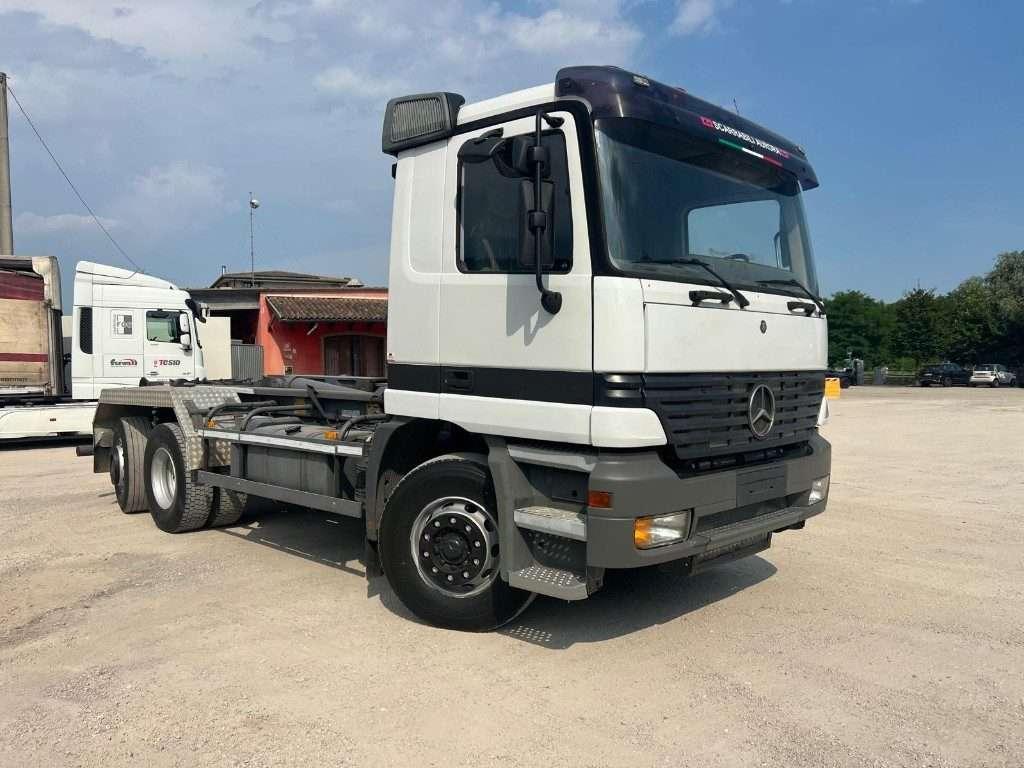 Mercedes-Benz 1840 Photo 9
