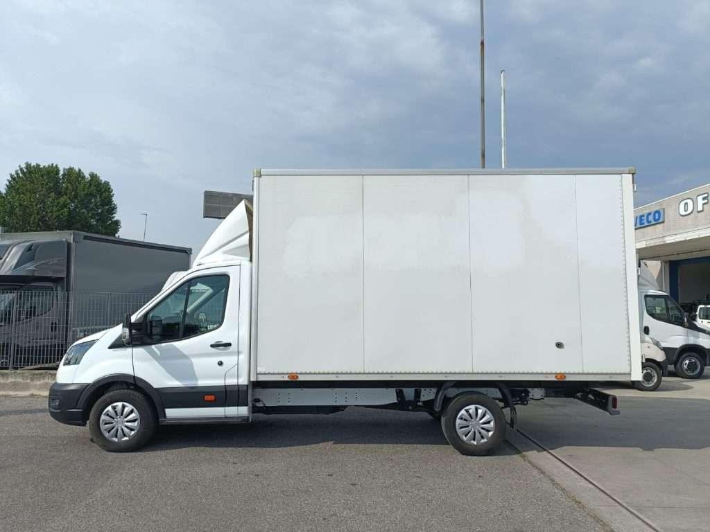 Ford Transit Photo 8