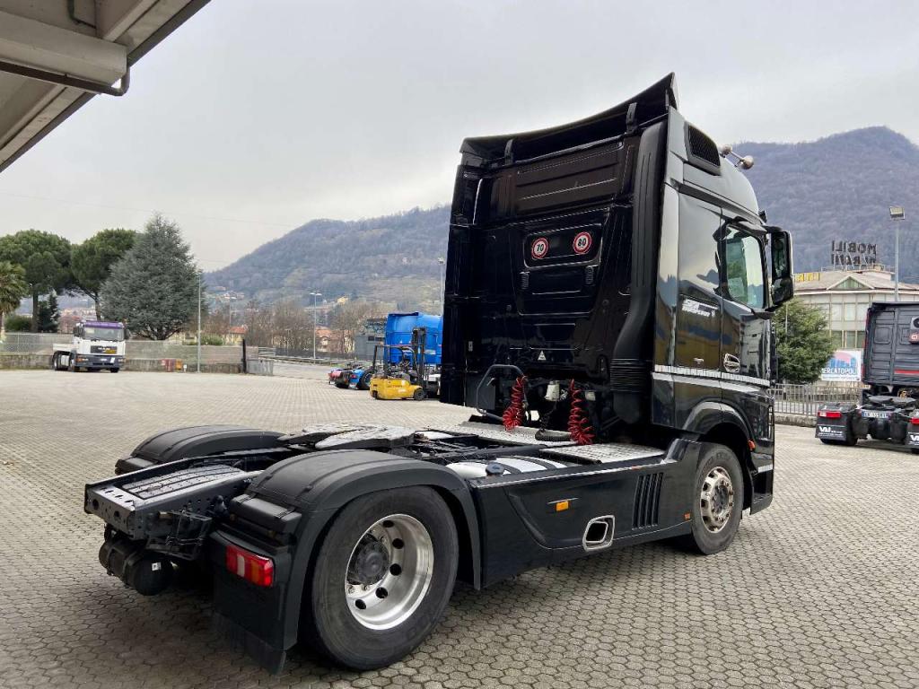 Mercedes-Benz 420 Euro 6 Photo 20