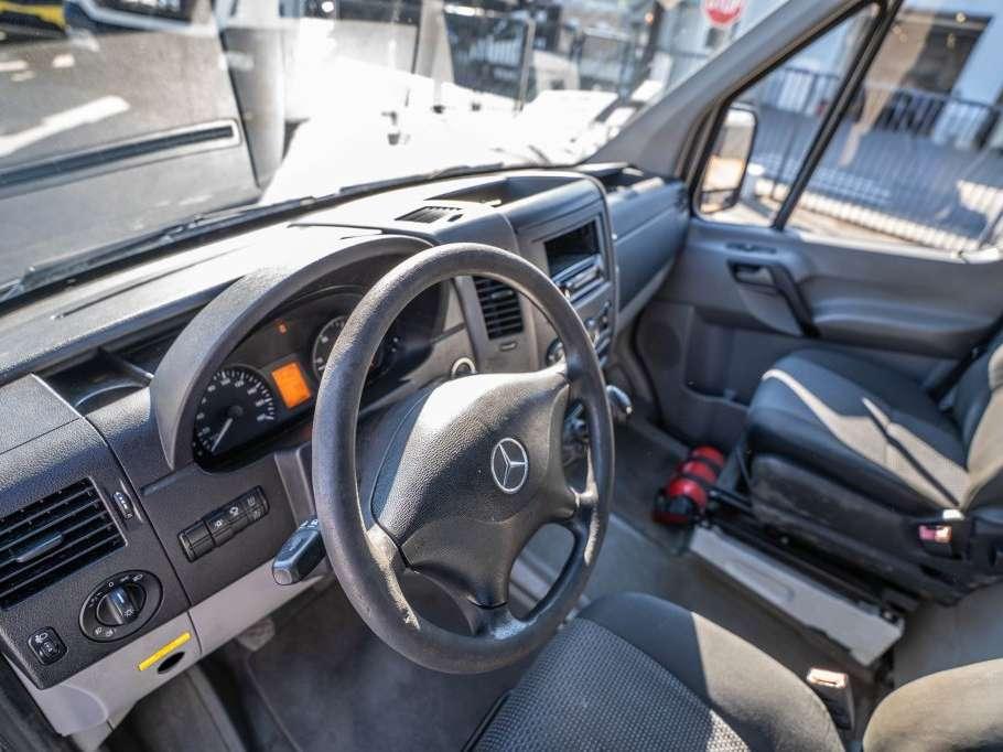 Mercedes-Benz SPRINTER 519 CDI Photo 12