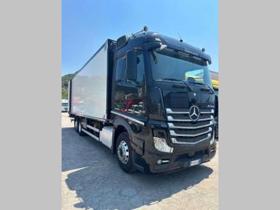 Mercedes-Benz actros 2548 Photo 1