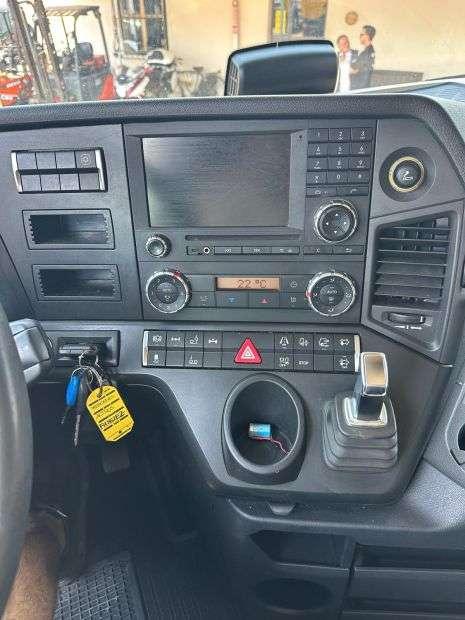 Mercedes-Benz actros 2548 Photo 7