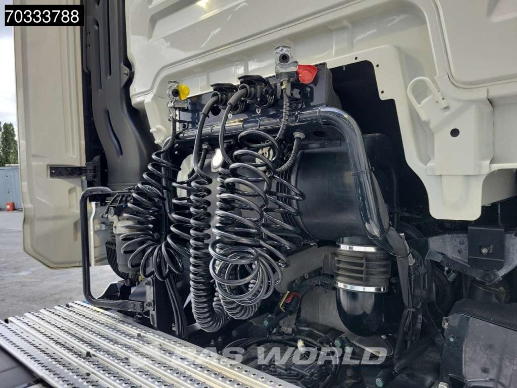 Man TGX 18.480 4X2 GX 2x Tanks Photo 9