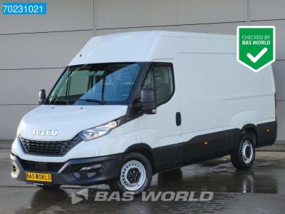 Iveco Daily 35S14 L2H2 Airco Cruise Nwe model Euro6 3500kg trekgewicht L2LH2 12m3 Airco Cruise control sold by BAS World B.V.