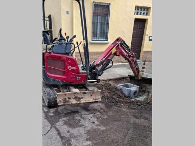 Yanmar VIO17-1 sold by Iveco Orecchia Spa