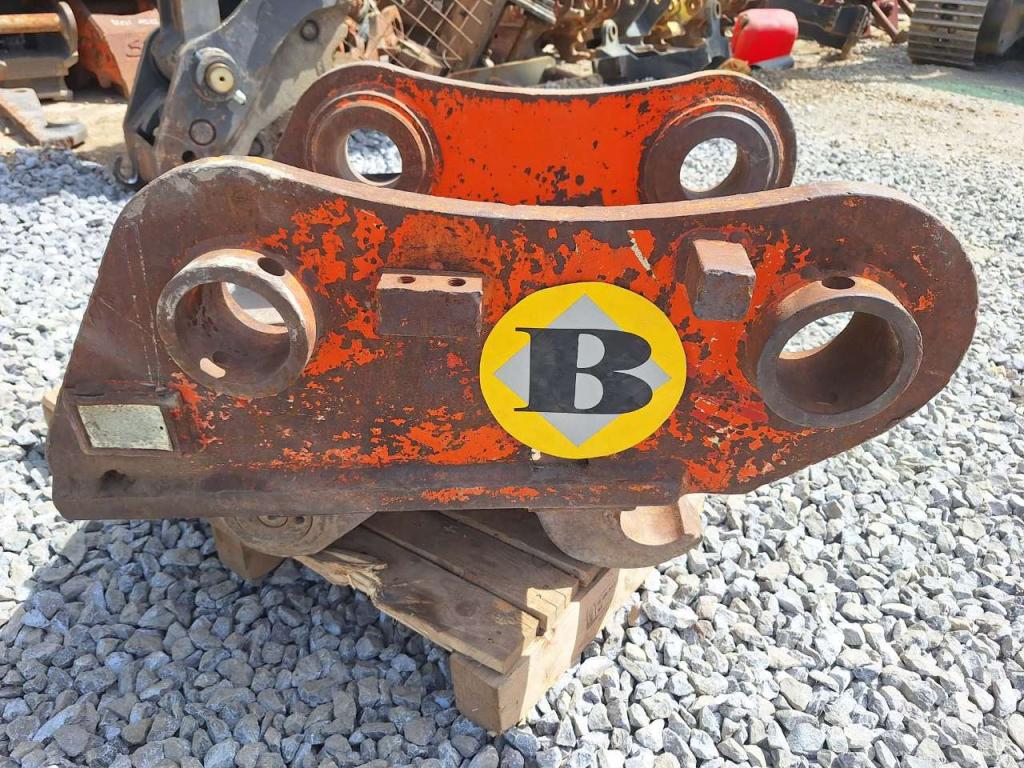 VTN for 25-30 ton excavators Hydraulic quick coupler Photo 2