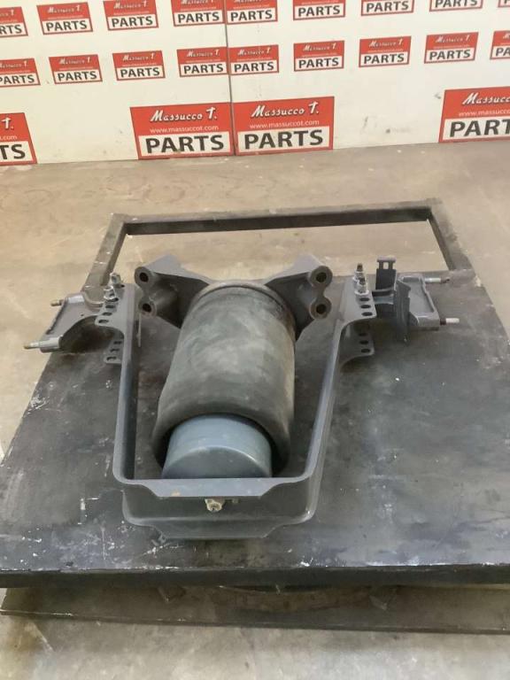 Sospensione pneumatica posteriore for Volvo FH16 550 6x4 Photo 2