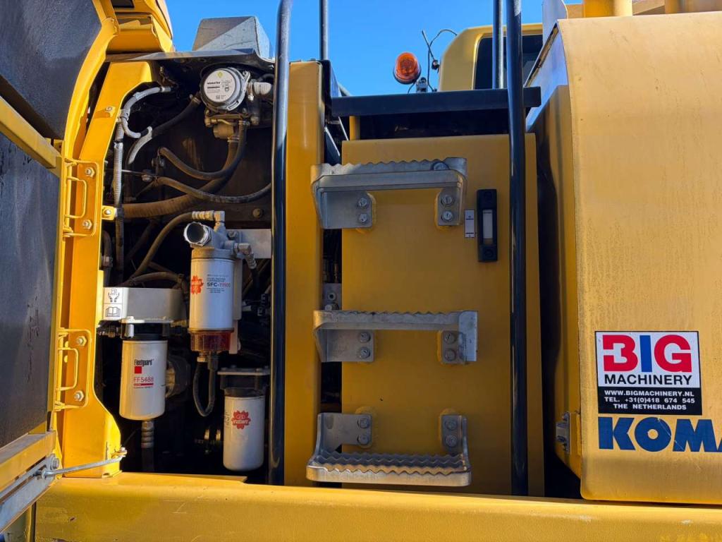 Komatsu PW148-10 Photo 24