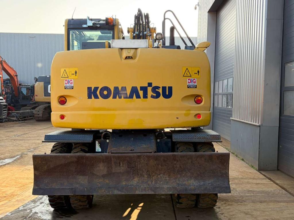 Komatsu PW148-10 Photo 4