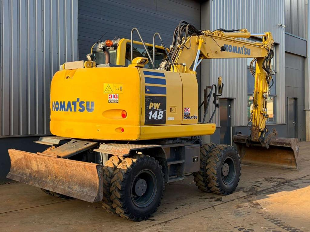 Komatsu PW148-10 Photo 5