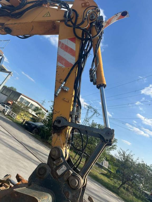 Liebherr 914 Photo 18