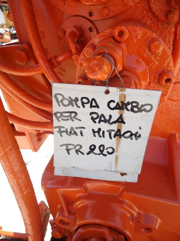 Transmission hydraulic pump for Fiat Hitachi FR220 Photo 3