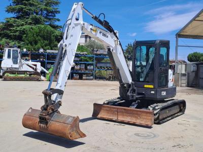 Bobcat E50 Photo 1