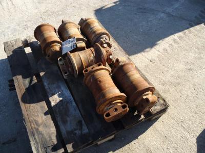Upper and lower rollers for Fiat Hitachi PMI 831 - FH300 sold by OLM 90 Srl