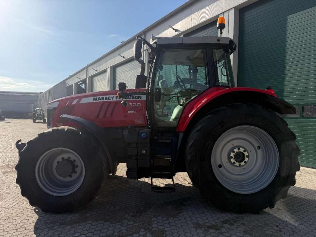 Massey Ferguson 7620 Dyna 6 Air Brakes - Front Linkage Photo 3