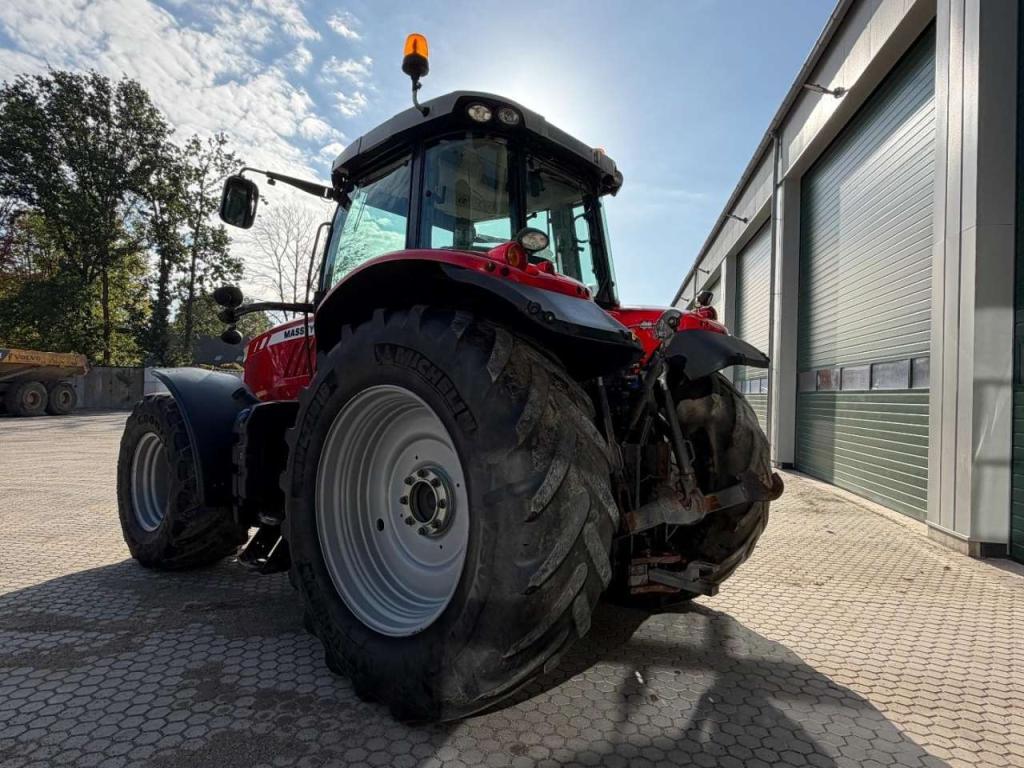 Massey Ferguson 7620 Dyna 6 Air Brakes - Front Linkage Photo 5