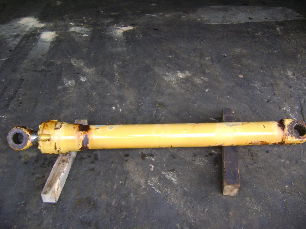 Arm cylinder (stick) for Liebherr 912 Photo 1