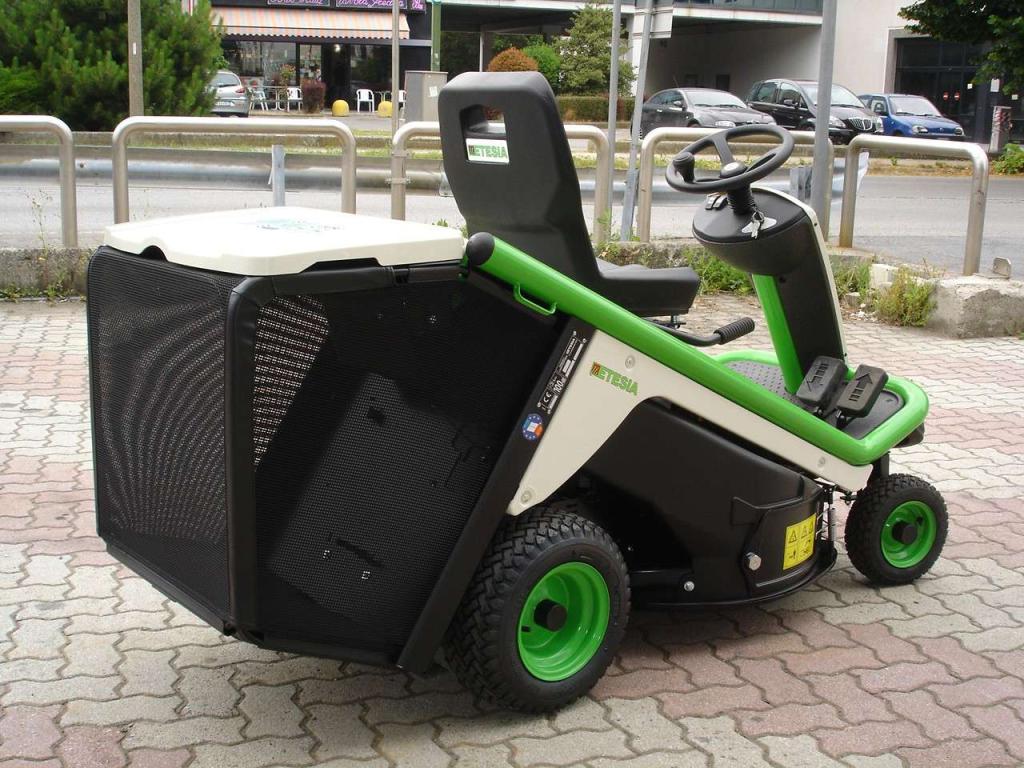 Etesia BAHIA 2 MKHE MOTORE KAWASAKI 16 HP BICILINDRICO Photo 6