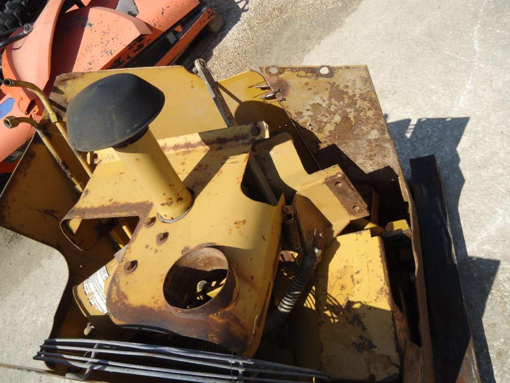 Hood and body panel for Fiat Allis FL4M Photo 2