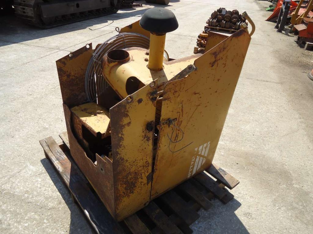 Hood and body panel for Fiat Allis FL4M Photo 4