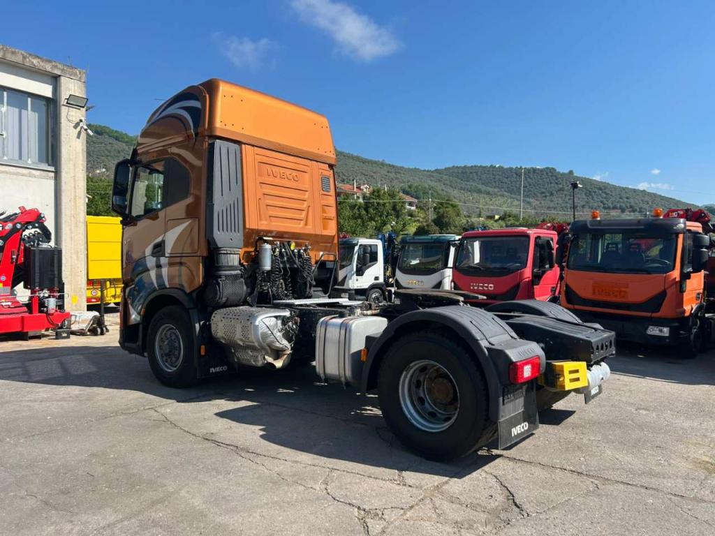 Iveco X-WAY 480 Photo 15