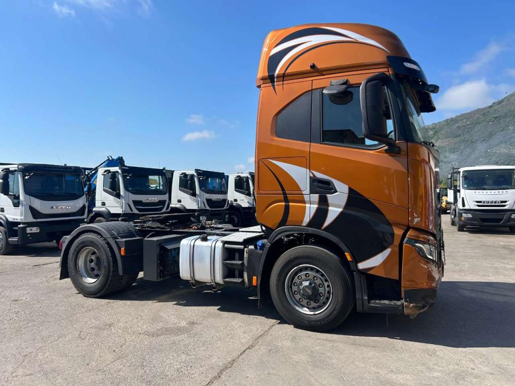 Iveco X-WAY 480 Photo 17