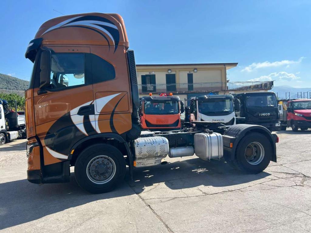 Iveco X-WAY 480 Photo 20