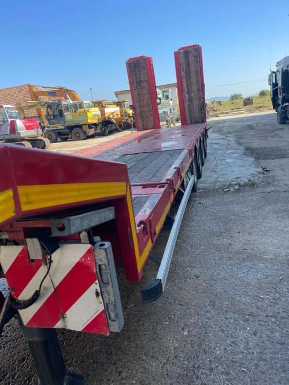 noteboon-ntbmul4-flatbed-semi-trailer-for-sale-in-rome-by-omeco-spa