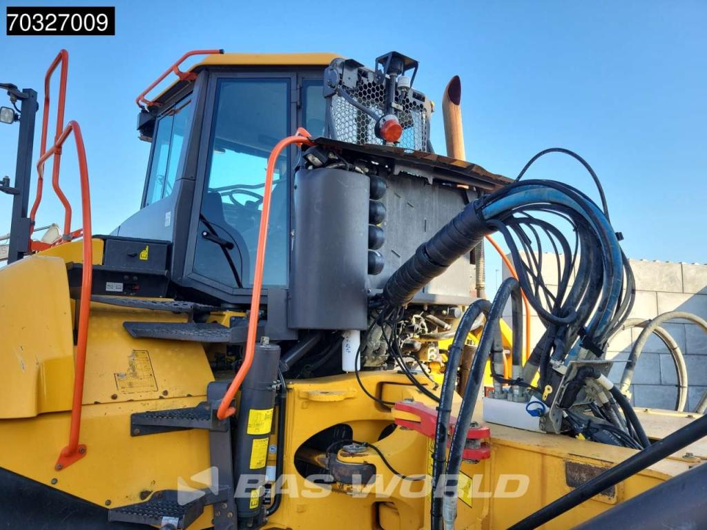 Volvo A60 H Full Service History - CE Photo 13