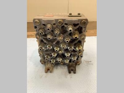 Main hydraulic distributor for Hitachi ZX135US sold by Massucco T. Srl Area Ricambi