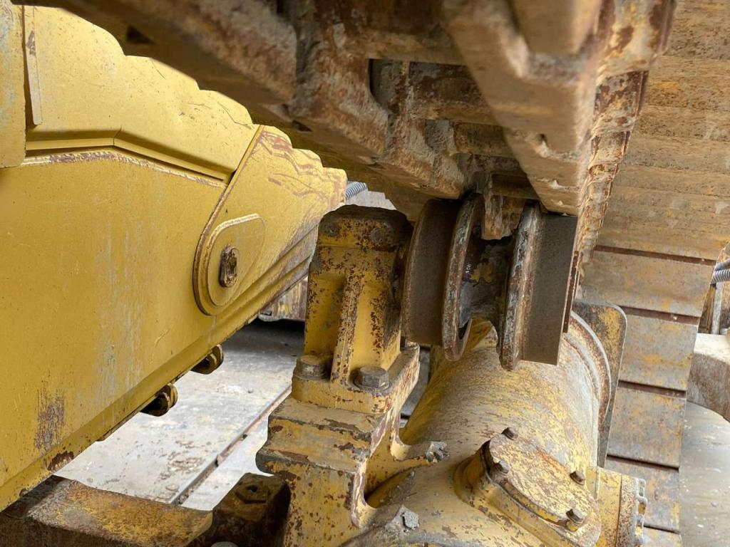 Caterpillar D6T LGP Photo 17