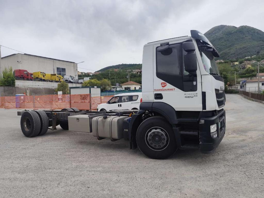 Iveco STRALIS HI-STREET AD190S42 Photo 20