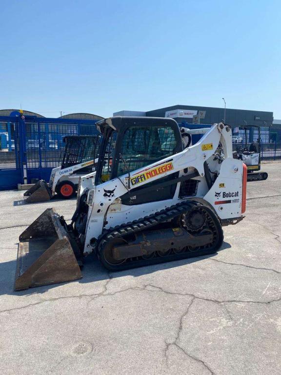 Bobcat T590 Photo 11