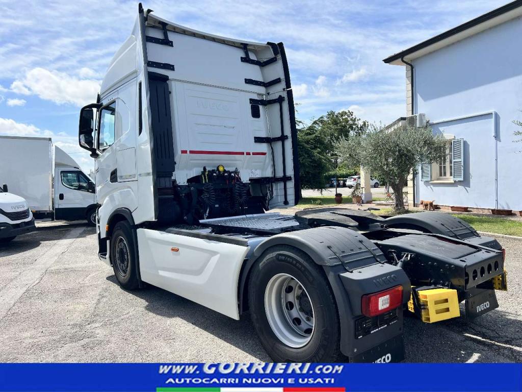 Iveco AS440S49TP Photo 3