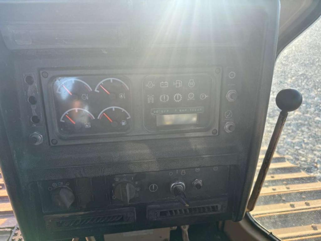 Caterpillar D5M-LGP Photo 8