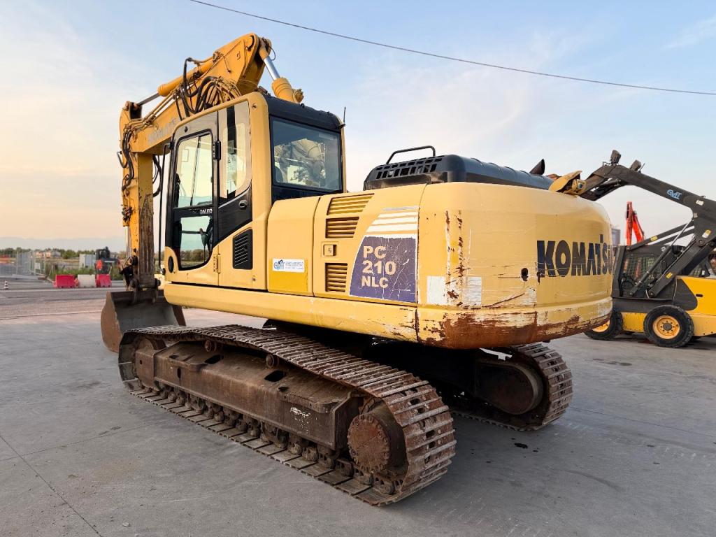 Komatsu PC210NLC-8 Photo 5