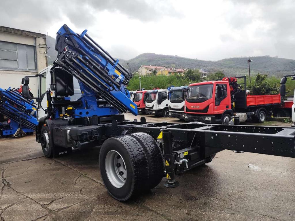 Iveco EUROCARGO 180-250 Photo 19