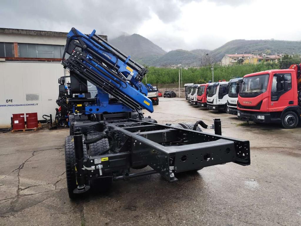Iveco EUROCARGO 180-250 Photo 21